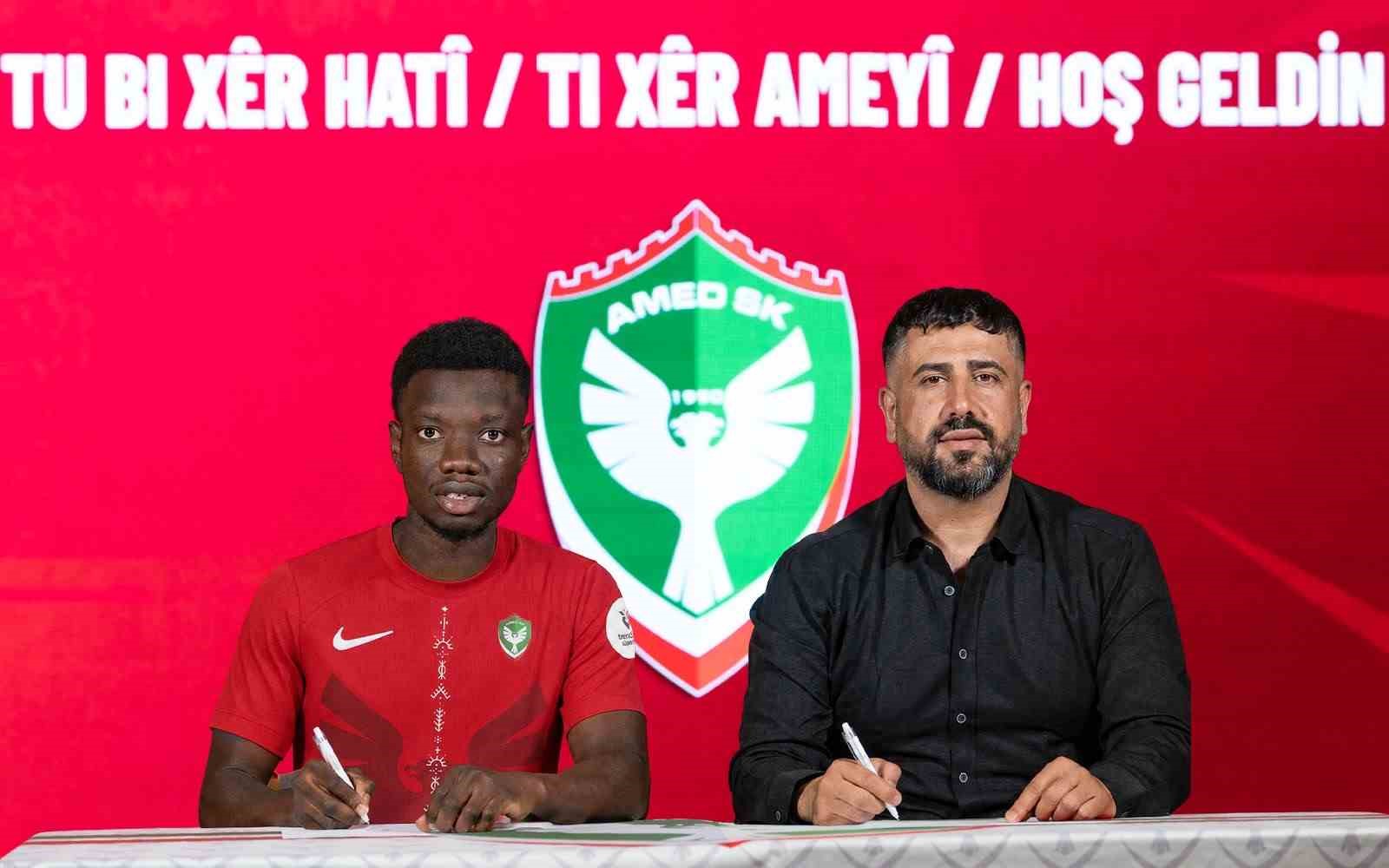 amed-sportif-faaliyetlerden-sag-bek-transferi