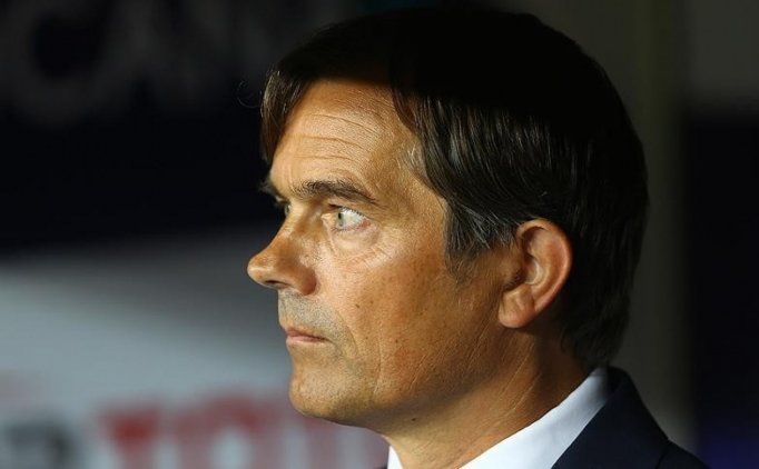 Fenerbahçe'ye Sezon Ortası Değişikliği Yaramıyor!