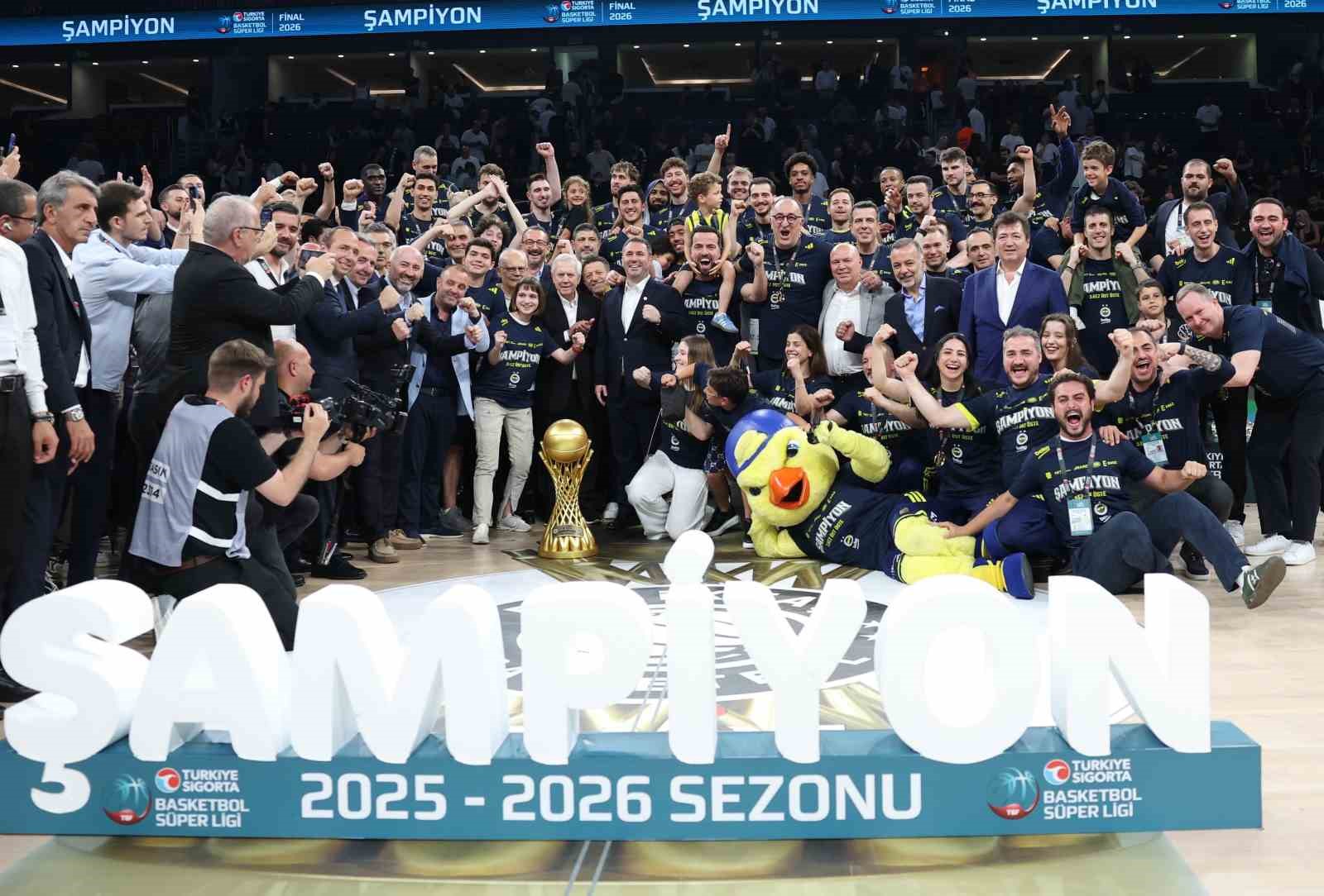 fenerbahce-erkek-basketbolda-13-kez-sampiyonluguna-ulasti
