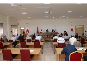 Karaköprü Belediye Meclisinden Sükunet Ve Sağduyu Çağrısı