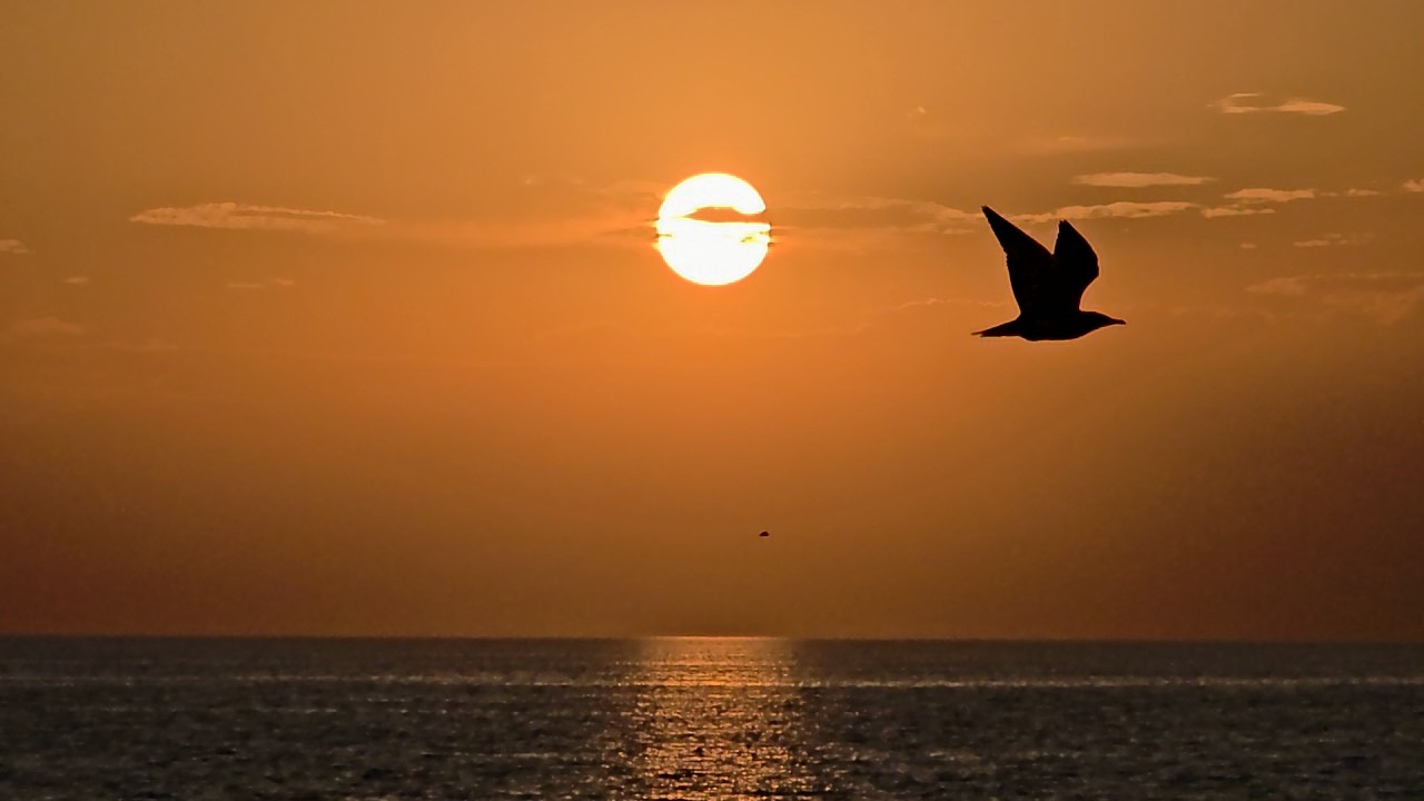 van-da-muhtesem-gun-batimi-ve-gun-dogumu-gorsel-solen-sundu