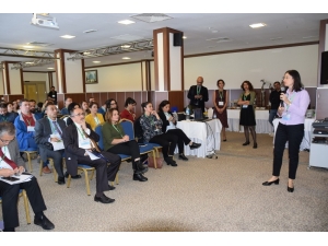 Dü’de Erasmus+ Programı Ve Hareketlilikler Çalıştayı Düzenledi