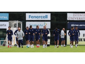 Fenerbahçe’de Spartak Trnava Maçı Hazırlıkları Sürüyor