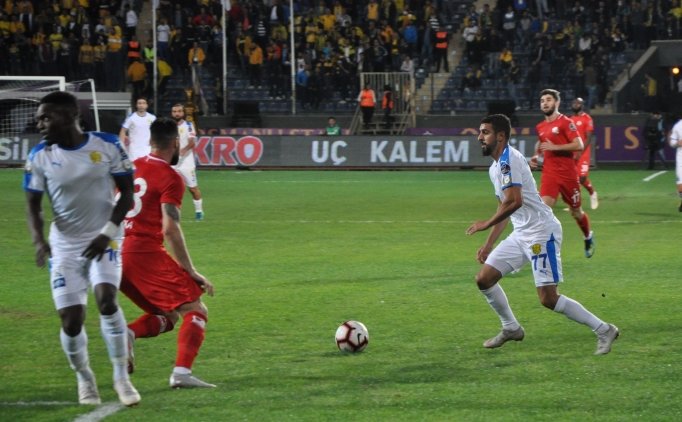 Ankaragücü'nden Hakem Tepkisi: "stajyer Hakem, Yanlı Ve Hatalı!"