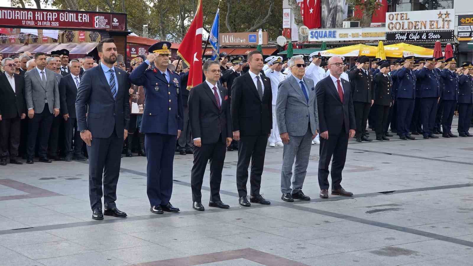 bandirma-nin-kurtulusunun-104-uncu-yil-donumu-torenlerle-kutlandi