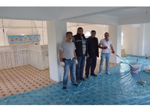 İmam Hatip Lisesi’nde Tadilat Ve Boyama