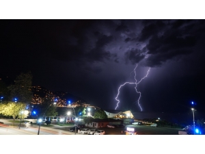 Ordu’da Şimşekli Gece