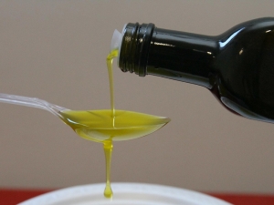 Zeytinyağı Doğru Saklanmazsa Sağlığı Bozabilir