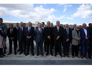 5 Bin Kişi Kapasiteli Mustafa Köseoğlu Camii’nin Açılışı Gerçekleştirildi