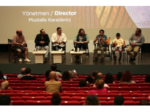 Yönetmen Karadeniz Kendi Hayat Hikayesiyle Ağlattı