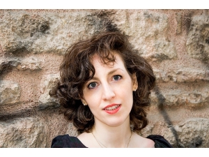 Nihan Kaya, ‘İyi Aile Yoktur’ İle Balat’ta Okurlarıyla Buluşuyor