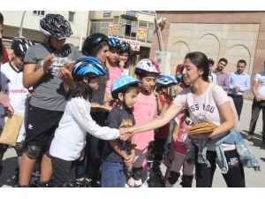 Hakkari’de “Sağlık İçin Yürüyoruz” Etkinliği