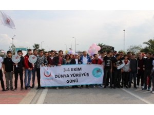 "Her Gün 10 Bin Adım" Sloganı İle Yürüdüler