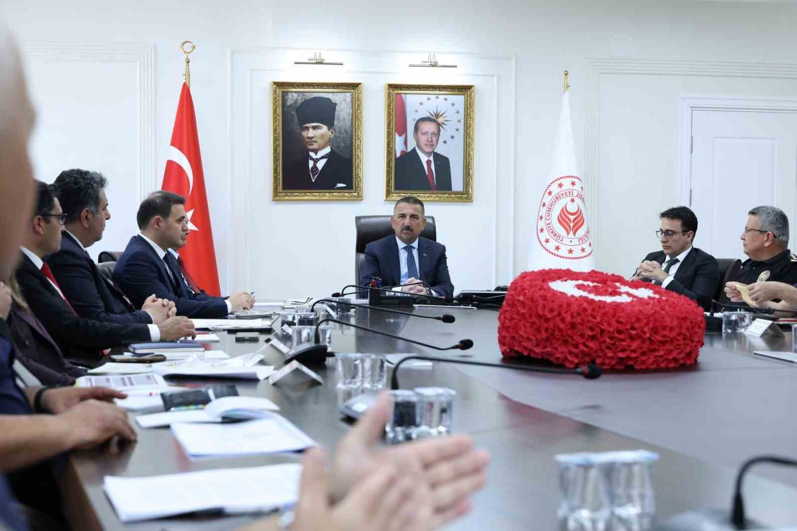 zonguldak-ta-genis-katilimli-asayis-ve-guvenlik-toplantisi-yapildi