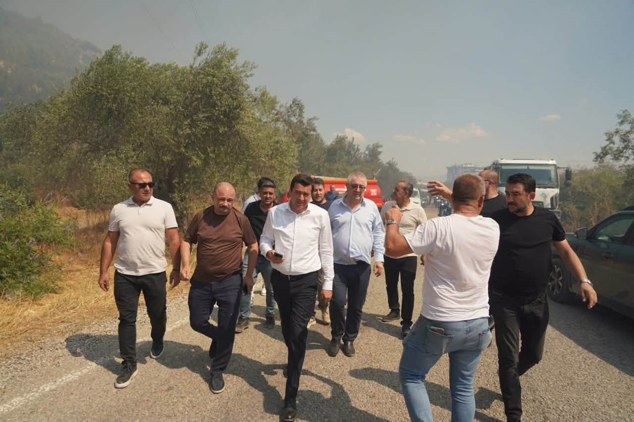 baskan-ertas-kadikoy-deki-yangini-ekiplerimizin-ozverili-calismasiyla-kontrol-altina-aldik