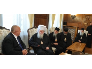 Bulgaristan’da İmamlar Ve Rahiplere Öğretmen Maaşı