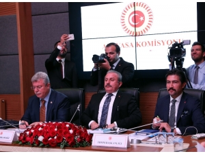 Tbmm İç Tüzük Teklifi Anayasa Komisyonu’nda Kabul Edildi