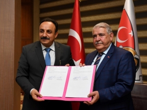 Mahçiçek: "Nitelikli İnsanların Yetişmesinde Birinci Faktör Eğitimdir"