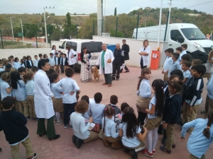 Darıca’da İlkokul Öğrencilerine Sokak Hayvanları Hakkında Bilgi Verildi