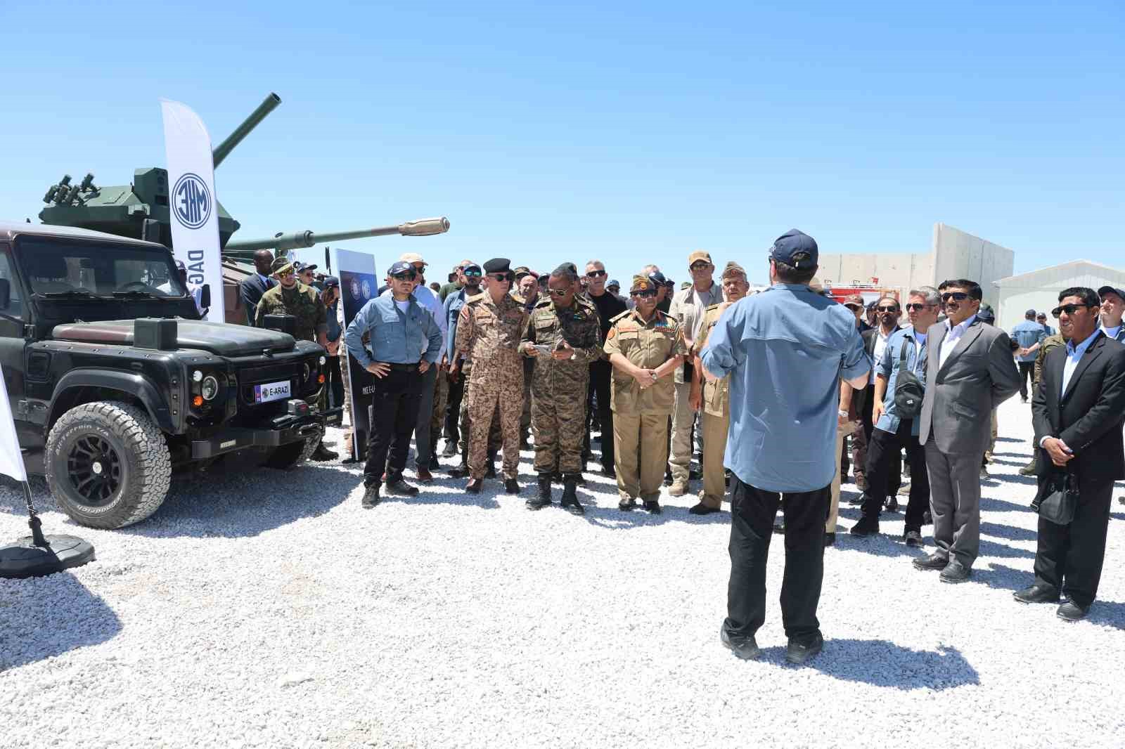 24-ulkenin-askeri-yetkilileri-canli-izledi-tolga-kamikaze-ve-dron-saldirilarini-basariyla-durdurdu