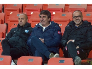 Bb Erzurumspor Altyapısında Deprem