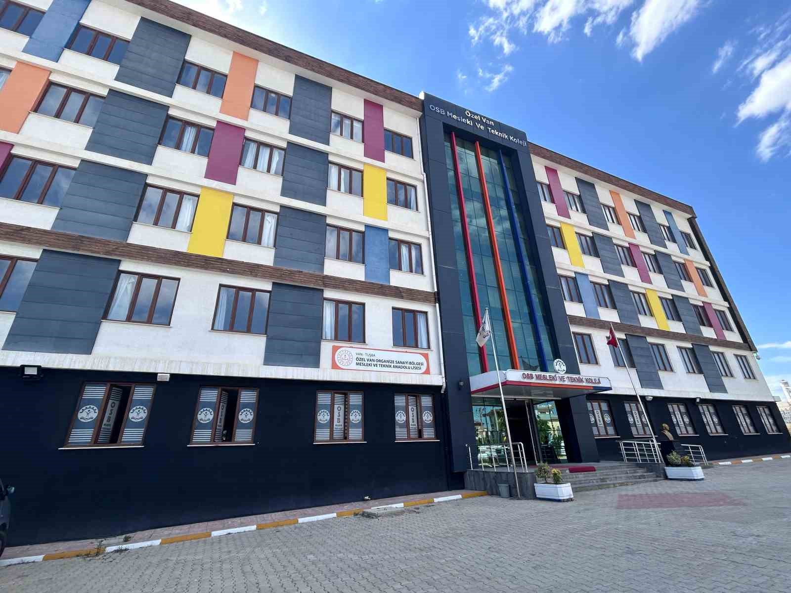 van-osb-mesleki-ve-teknik-anadolu-lisesi-gelecegin-meslek-sahiplerini-yetistiriyor
