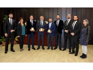 Omü Veteriner Fakültesi Kıbrıs’tan 3 Ödülle Döndü