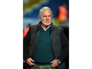 Kasımpaşa, Mustafa Denizli İle İlk Galibiyetini Aldı