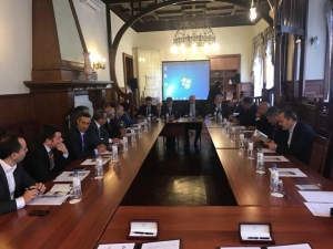 Türk İş Adamları Petersburg’a Çıkarma Yaptı