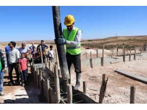 Karaköprü’de Gençler İçin Sentetik Çim Saha Yapılacak