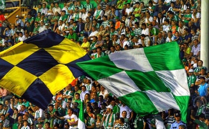 Bursaspor - Ankaragücü Maçında Ilginç Görüntü: Var!