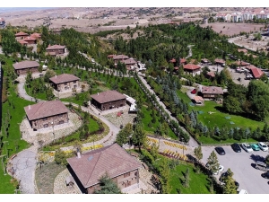 Öğrencilerden Geleneksel Köy Kültürü İle Turizme Büyük Katkı