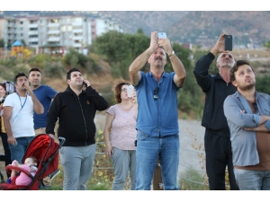Terörden Temizlenen Tunceli, Yamaç Paraşütü İle Renklendi