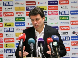 Cihat Arslan: “Maçı Kazanamadık Ama İleriye Dönük Bazı Oyuncularımızı Kazandık”