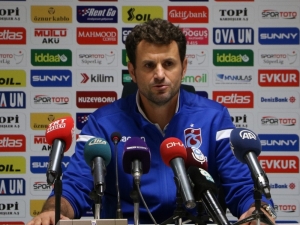 Hüseyin Cimşir: "Galibiyeti Ünal Hocamıza Armağan Ediyoruz"