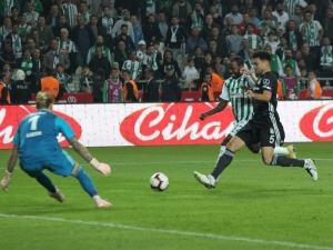 Spor Toto Süper Lig: Atiker Konyaspor: 2 - Beşiktaş: 2 (Maç Sonucu)