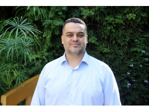 Kendi Hayat Hikayesini ‘Çınar’ Adını Verdiği Filmiyle Kaleme Aldı