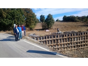Şaphane’de Üçbaş Köy Yolu Köprü İnşaatı Başladı