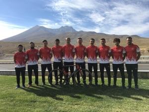 Türkiye Bisiklet Milli Takımı Da Antrenman İçin Erciyes’i Tercih Etti