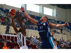 Türk Telekom Süper Lig’e Hızlı Başladı: 55-65