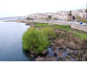 Birecik’te Sahil Park 3. Etap Çalışmaları Sürüyor