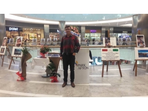 Sandıklılı Fotoğraf Sanatçısı Refik Gümüş İlk Sergisini Açtı