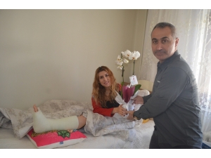 Snowboardda Değil Fitnessta Ayağı Kırıldı