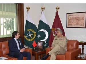 Türk Büyükelçiden, Pakistan Genelkurmay Başkanına Ziyaret