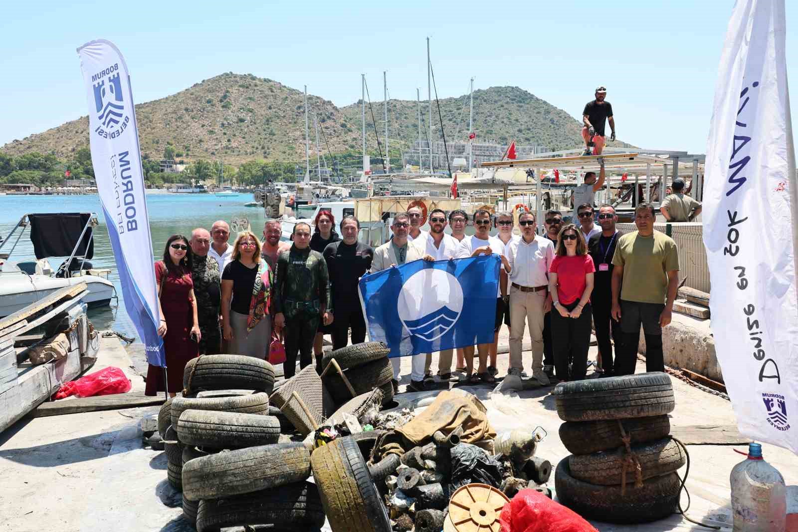 akyarlar-da-deniz-dibinden-1-ton-cop-cikti