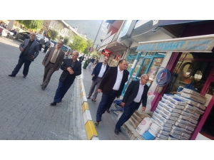 Mhp İl Başkanı Karataş Esnafla Bir Araya Geldi