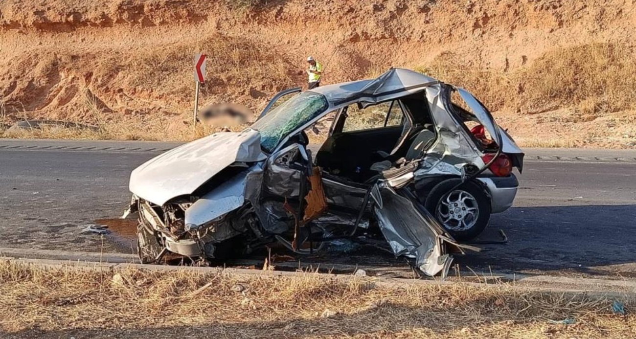 gaziantep-te-otomobiller-carpisti-3-olu-3-yarali