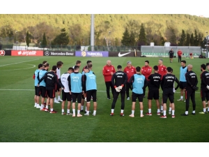 A Milli Takım Hazırlıklara Başladı