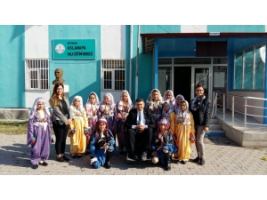 Aslanapa’da Bin 854 Kursiyer Eğitim Gördü