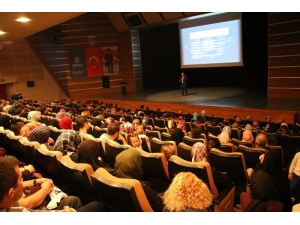 Eğitimci Yazardan Bilinçli Aile Sunumu